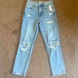 Pacsun mom Jean. High rise straight leg tapers at ankle.